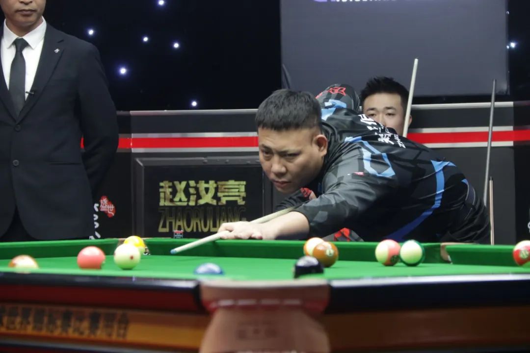 疑是一段重 疑是一段重