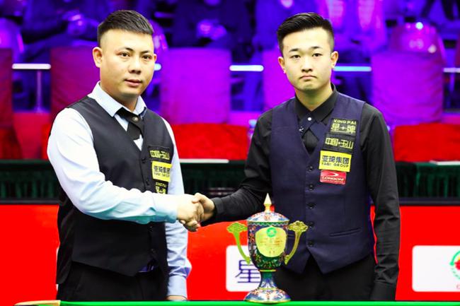 杰克逊与乌 杰克逊与乌